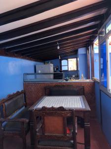 Η κουζίνα ή μικρή κουζίνα στο Hotel Nisrine