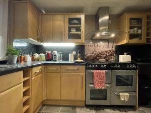 Köök või kööginurk majutusasutuses 182