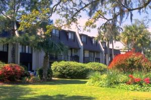 Κήπος έξω από το NEAR OCEAN VILLAS - Hilton Head's Best and Most Affordable Deluxe Villas Close to Beach