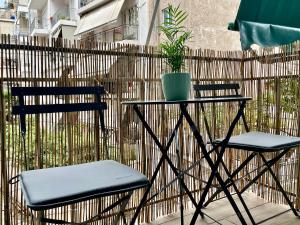 A balcony or terrace at B&B Boutique Two Bedrooms Apartments