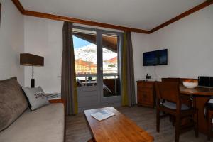 Gallery image of Superb view+Swim Pool+Smart TV+Netflix+Projector in LʼHuez