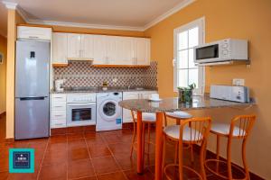A kitchen or kitchenette at Inés Apartment, Montaña La Data