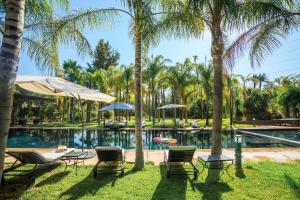 Πισίνα στο ή κοντά στο Palais Mirage d'Atlas, Hôtel de Luxe & Spa