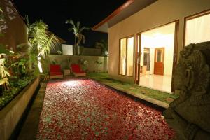 Bazén v ubytování Asri Sari Villa Ubud nebo v jeho okolí