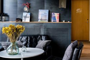 Ruang duduk di ART HOUSE Basel - Member of Design Hotels