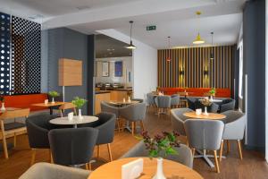 Гостиная зона в Holiday Inn Express - Almaty by IHG