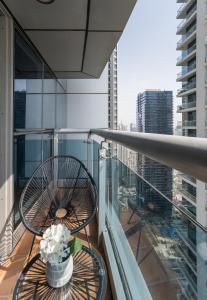 Gallery image of HiGuests - Cloudy Apt, 10-min walk to Dubai Harbor in Dubai