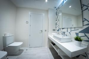 Kúpeľňa v ubytovaní Apartamentos Palacio de Yolanda