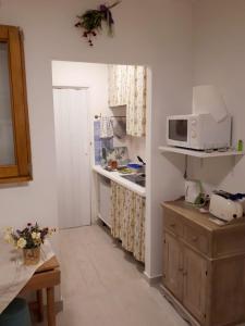 Kuchyňa alebo kuchynka v ubytovaní Studio apartment, super position