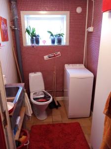 Koupelna v ubytování Lilla Röda Halmstadby 3524, Kågeröd + 21 fotografií