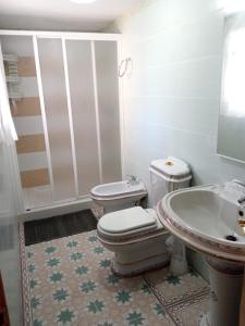A bathroom at Castillo Esmeralda