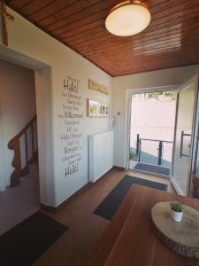 Zdjęcie z galerii obiektu Apartments Zwigl w mieście Flattach