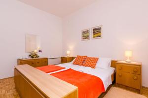 Кровать или кровати в номере Rooms Batina
