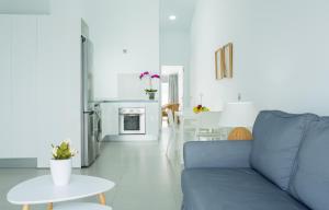 A kitchen or kitchenette at El Ático Del Mar 5B