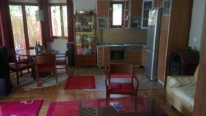 Kuchyň nebo kuchyňský kout v ubytování Holiday House Villa Neda