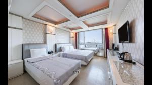 Gallery image of Yeosu Beach Hotel in Yeosu