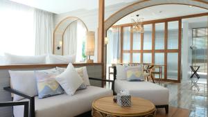 Et opholdsområde på Sichon Tesoro + 132 billeder