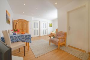Posezení v ubytování Gästehaus Koyerbauer Boardinghouse