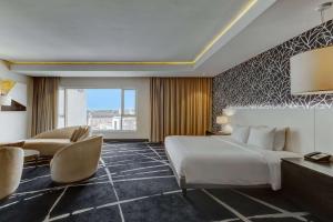 Ruang duduk di Radisson Blu Lagos Ikeja