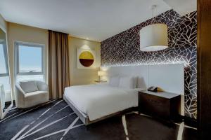 Katil atau katil-katil dalam bilik di Radisson Blu Lagos Ikeja