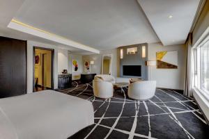 Μια τηλεόραση ή/και κέντρο ψυχαγωγίας στο Radisson Blu Lagos Ikeja