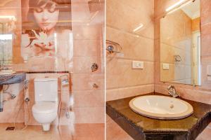 Koupelna v ubytování FabHotel Abirami Grand Inn - Nr Bryant Park