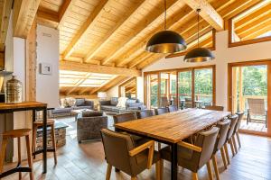 Khu vực ghế ngồi tại FranceComfort - AlpChalets Portes du Soleil