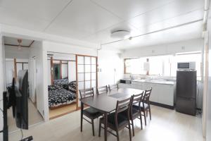 Fukuoka Condominium的厨房或小厨房