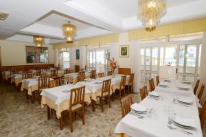 Restaurace v ubytování Hotel Rex