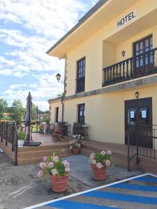 Budova, v ktorej sa hotel nachádza