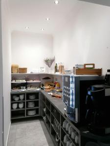Kuchyň nebo kuchyňský kout v ubytování Hotel Hanseat Stralsund