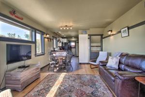 A seating area at Pet-Friendly Choteau Townhouse with Gas Grill!