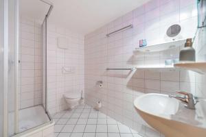 Koupelna v ubytování Haus am Meer Wintergarten PH 7, 2 SZ, strandnah by Unsere Urlaubszeit