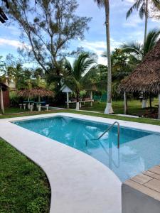 Photo de la galerie de l'établissement Hotel Bungalows Marbella Costa Esmeralda, à Monte Gordo