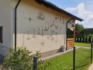 Zahrada ubytování OSADA CZTERY PORY ROKU - DOM WIOSNA