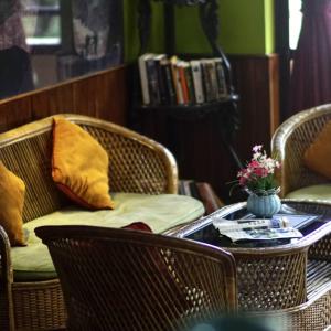 Uma área de estar em Monkey Bunky-3Monkeys Backpacker's Hostel