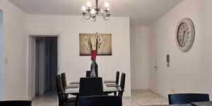 Gallery image of Nicosia Blue Suite in Nicosia