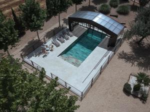 Bazén v ubytovaní La Finca de Tomás - 5 Estrellas - Fútbol 7, Piscina Cubierta & Pádel alebo v jeho blízkosti