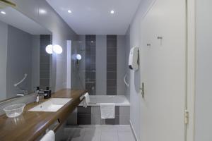 Ένα μπάνιο στο Hôtel Vulcain