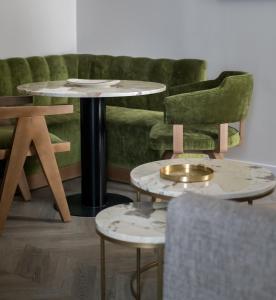 Część wypoczynkowa w obiekcie Mante House - Malasaña Design