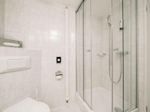 Ванна кімната в Hotel Krone Thun