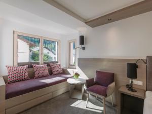Posezení v ubytování Quality Hosts Arlberg - Hotel Goldenes Kreuz B&B