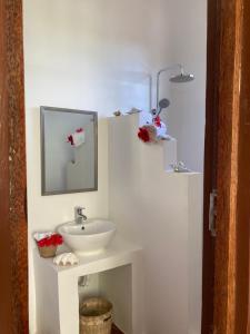 Koupelna v ubytování Habibi B&B + 37 fotografií