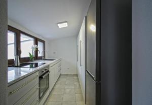 Afbeelding uit fotogalerij van Blue apartment over Prizren roofs in Prizren +7 foto's