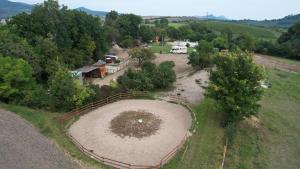Paesaggio naturale nelle vicinanze di questo campeggio di lusso