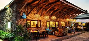 Εστιατόριο ή άλλο μέρος για φαγητό στο BOUGAINVILLA Boutique Hotel & Restaurant