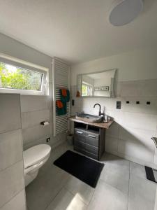 Kylpyhuone majoituspaikassa Residenz Waldfrieden