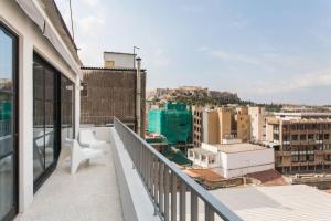 Balkón alebo terasa v ubytovaní Central Athens Super View Loft