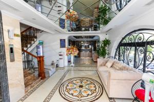 Gallery image of Minh Phong Hotel Ha Long in Ha Long