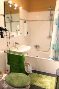 Bilik mandi di Haus Strandfee - App 12